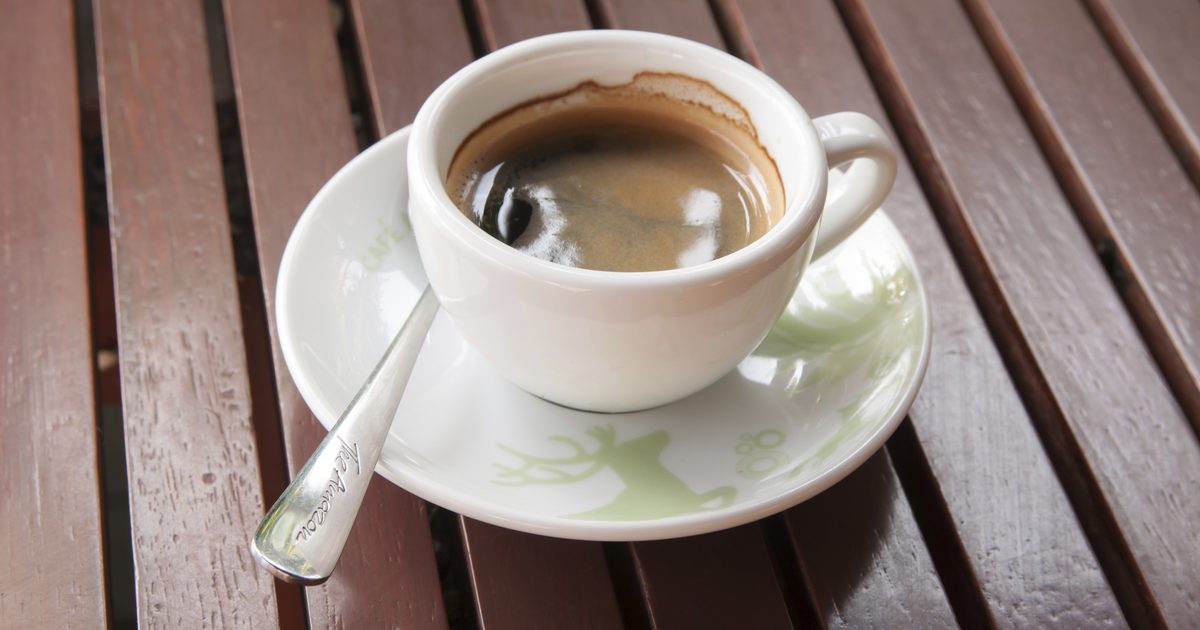 Kan dricka kaffe orsaka torr mun?