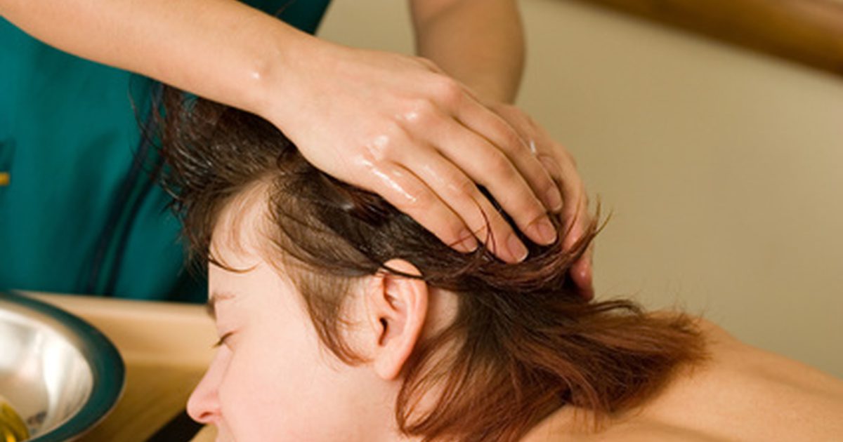 Ursachen von roten, schmerzhaften Stößen auf der Kopfhaut