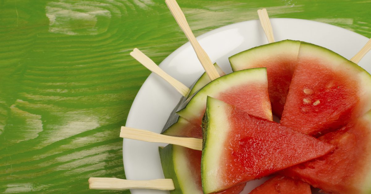 Gör enzymer i meloner och avokado orsakar buksmärta?