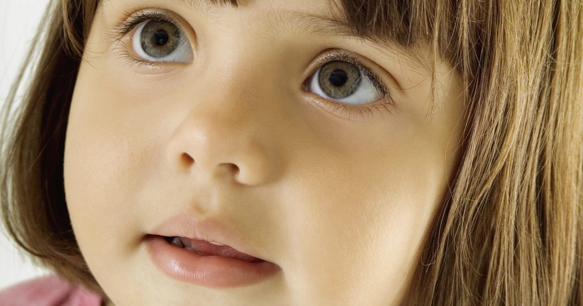 Augenwachstum von der Kindheit bis zum Erwachsenenalter