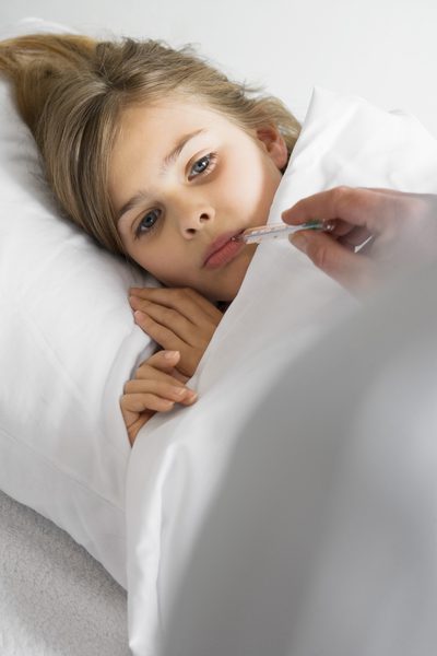 Hög feber och ett aptitförlust hos barn