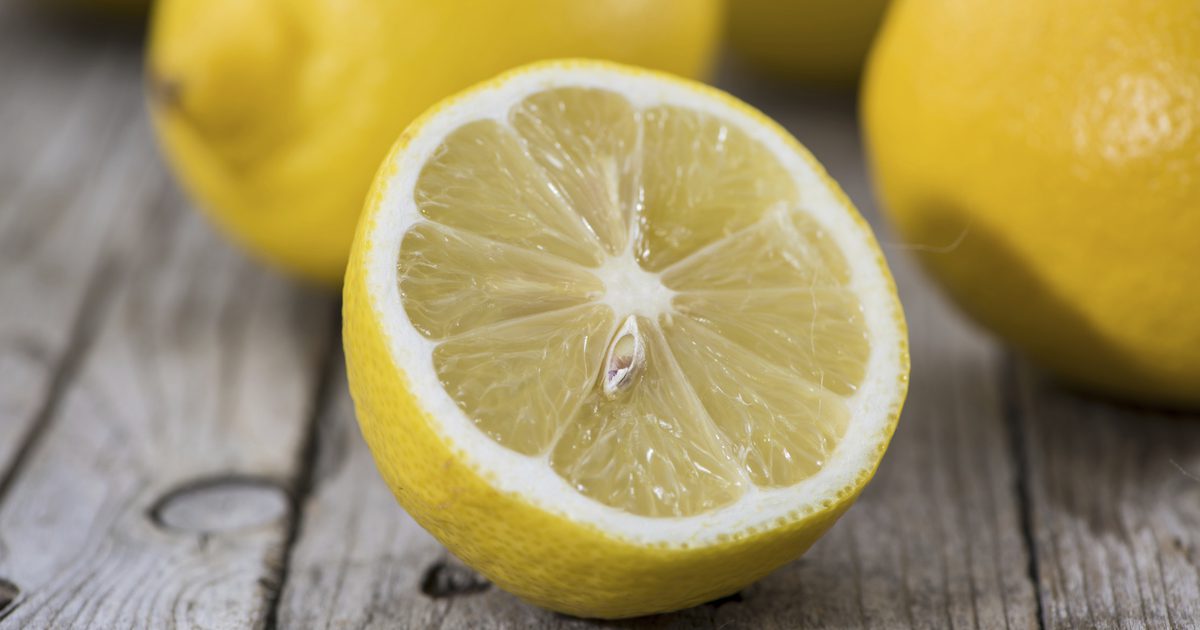 Jak zamrozić pomarańcze i cytryny