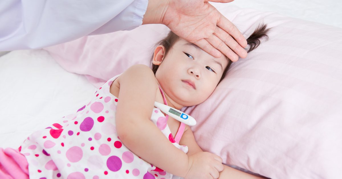 Hvordan man slippe af med børns feber
