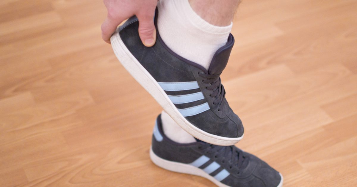 Hvordan bli kvitt skoen lukt