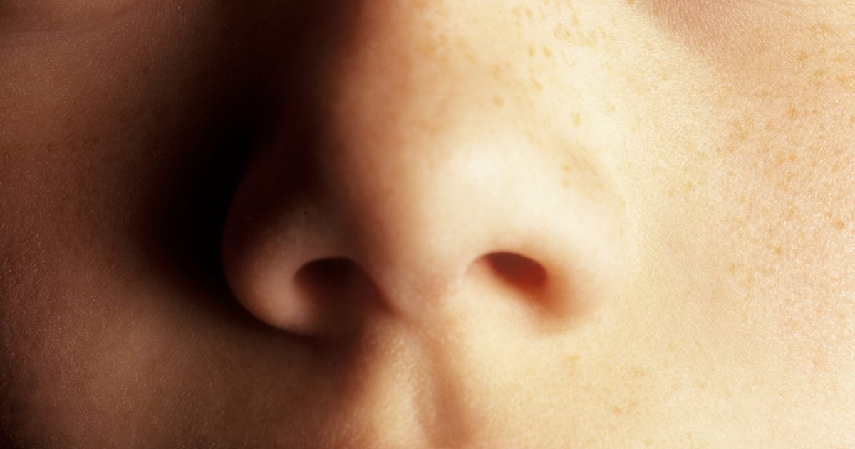 Ako dať vlhkosť nosu bez fyziologického rozprašovača