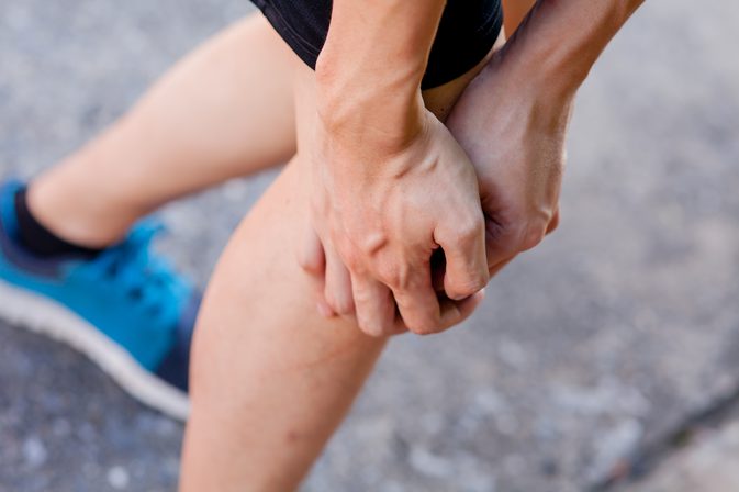 Wie man sich von einem Knieschmerz durch Laufen erholen kann