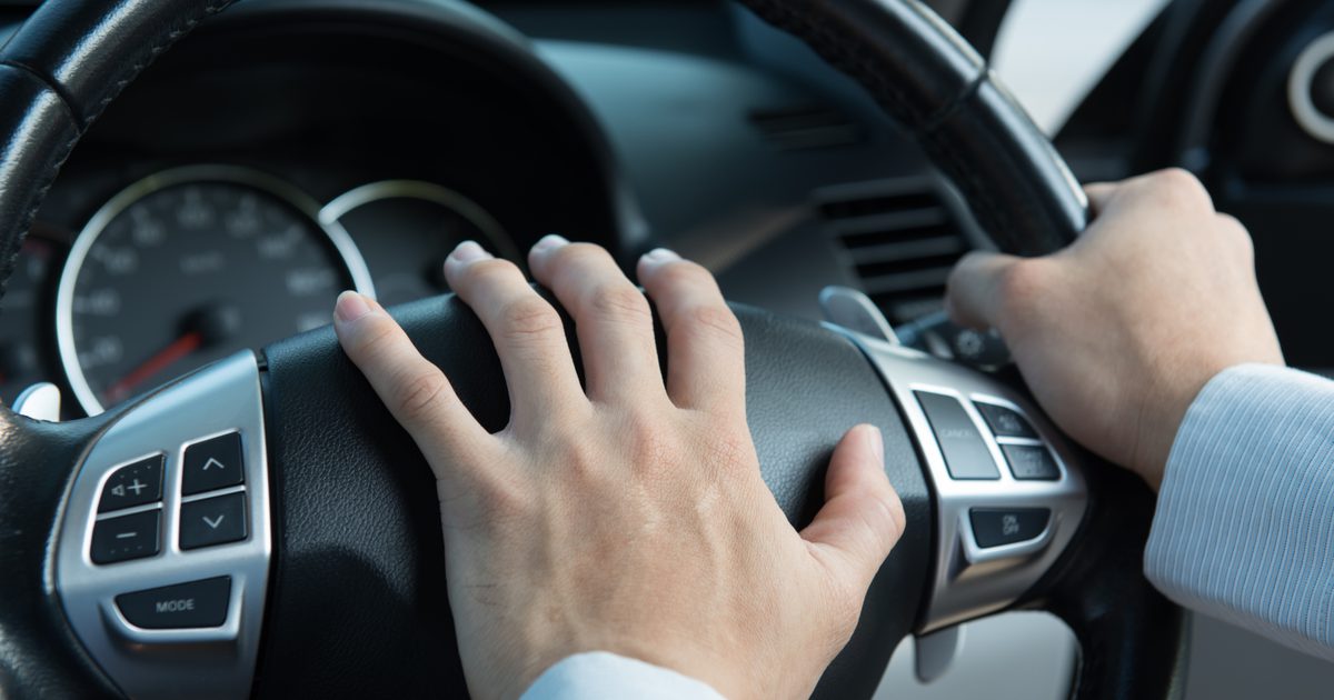 Как да облекчите безпокойството по време на шофиране