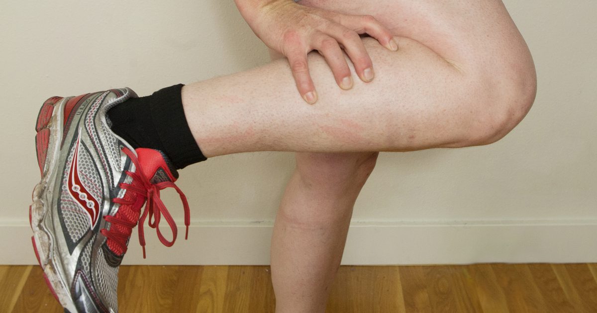 Hoe te genieten om krampen in de benen te voorkomen of te verlichten