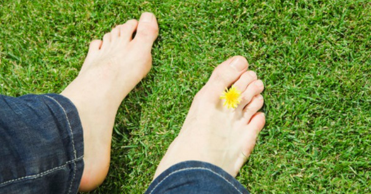 Hvordan Stopp smerten av en fastkjørt Big Toe