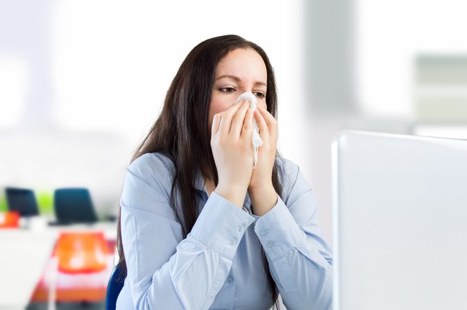 Zdravotné príznaky sucha v ústach a bolesti hrdla