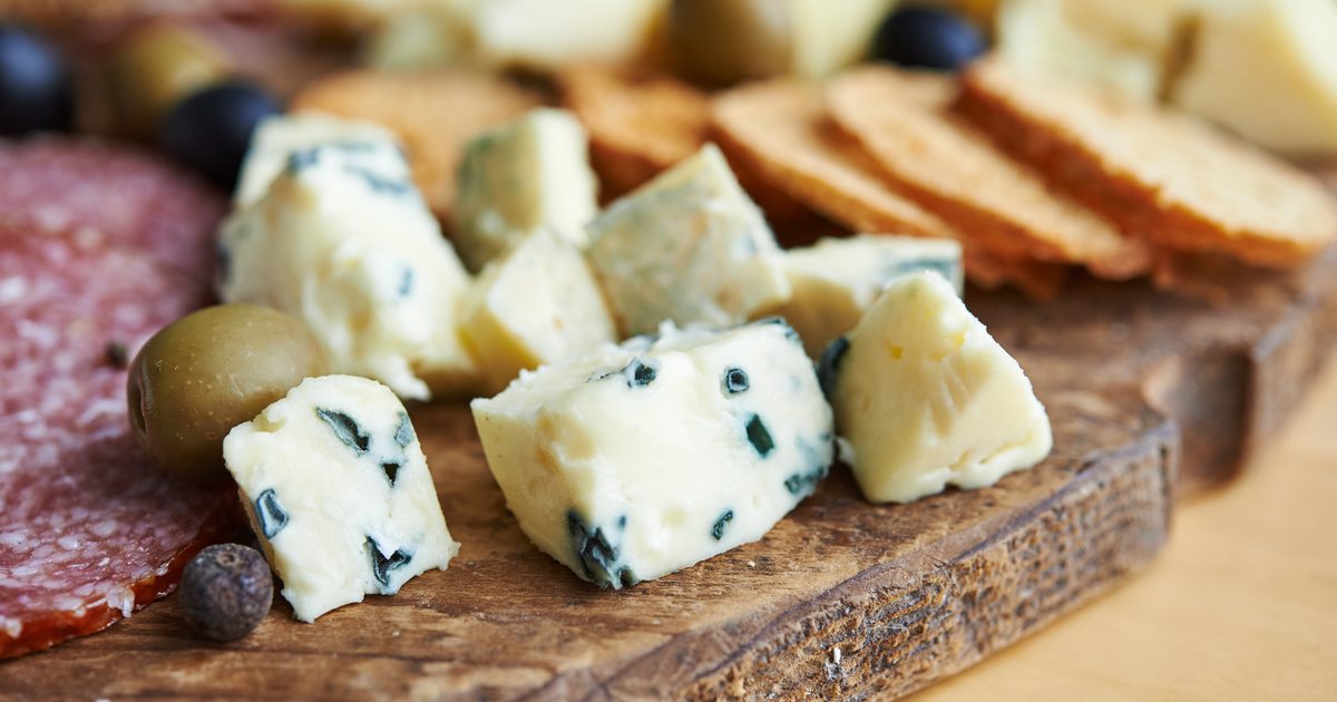 Overspisende ost og mavepine