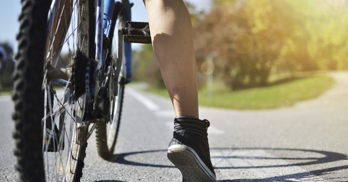 Ból w tylnej części mego kolana podczas jazdy na rowerze