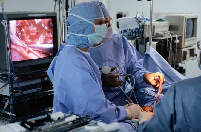 Efter-kirurgiske komplikationer fra nyreskirurgi