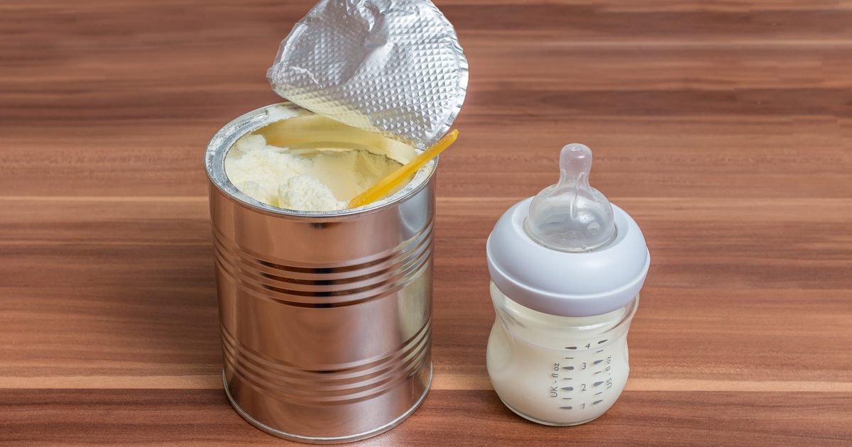 Reflux bij zuigelingen: moedermelk vs. Formule