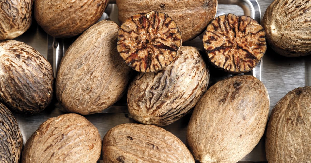 Какви са симптомите на алергия от индийско орехче?