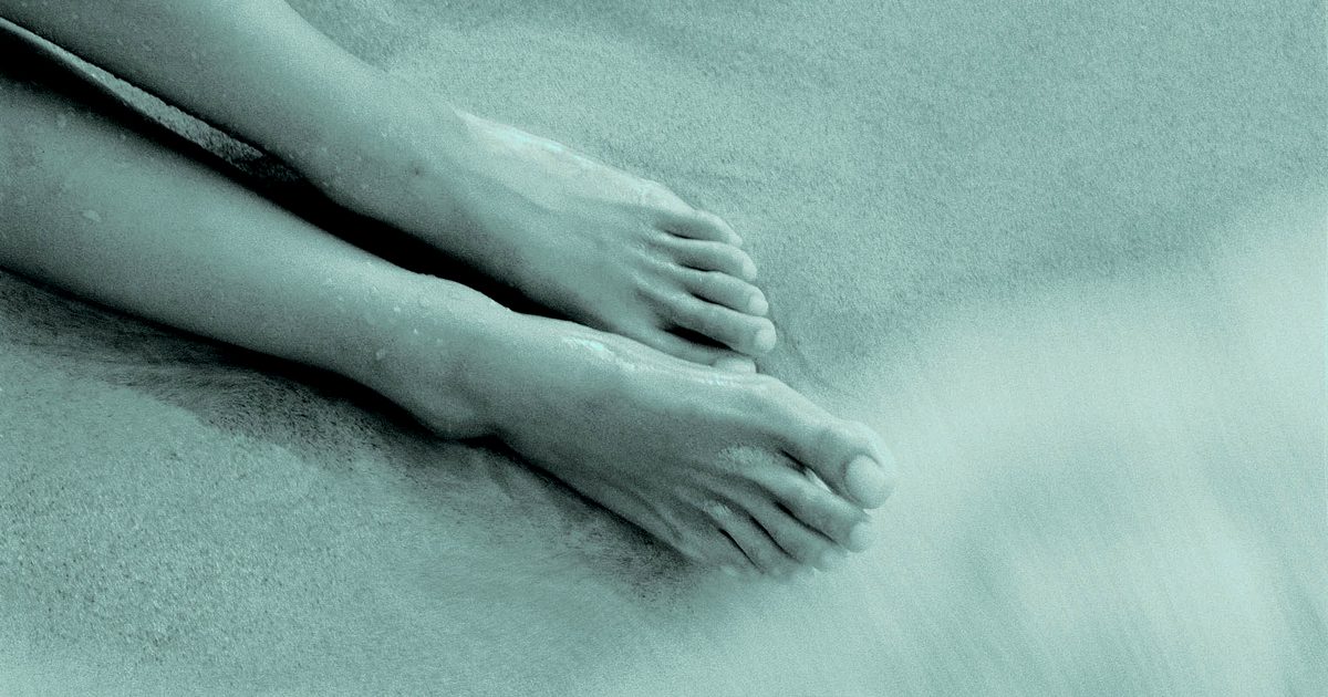 Wat zijn de oorzaken van neuropathie in de voeten en benen?