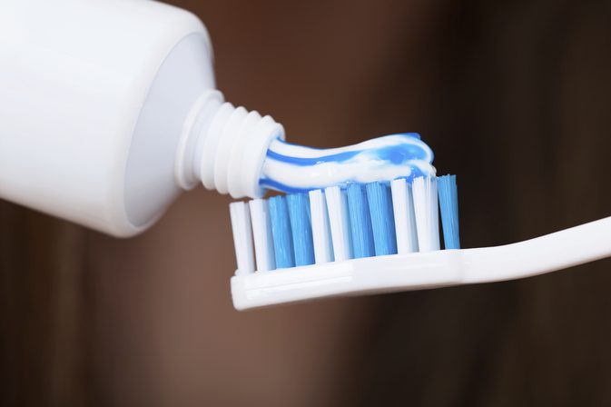 Was sind die schädlichen Inhaltsstoffe in Zahnpasta?
