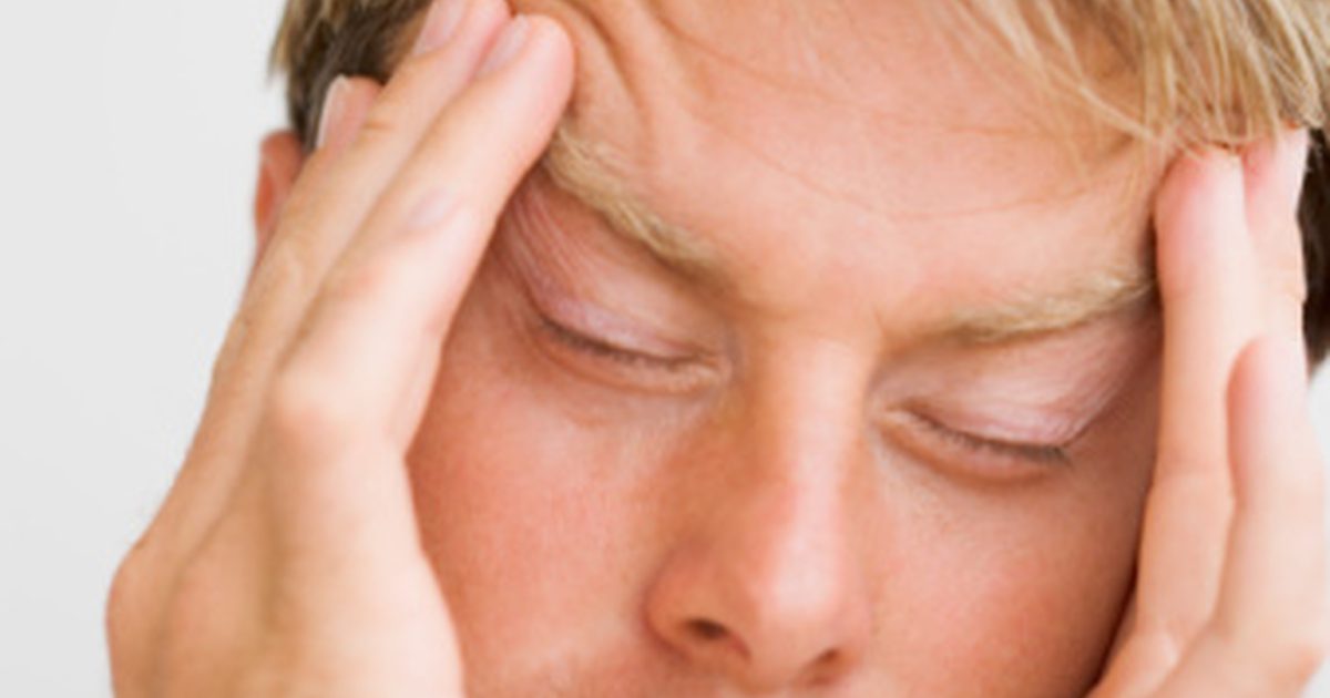 Vad är symtomen på högt blodtryck huvudvärk?
