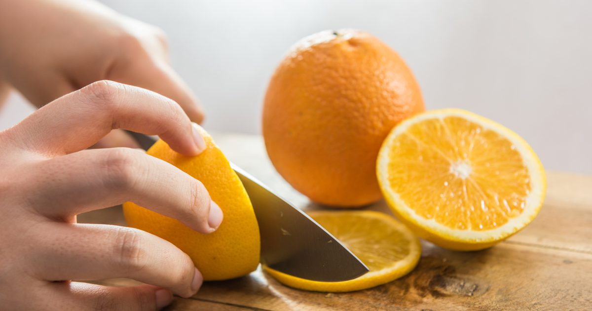 ما التأثيرات التي تحدثها البرتقال على البشرة؟