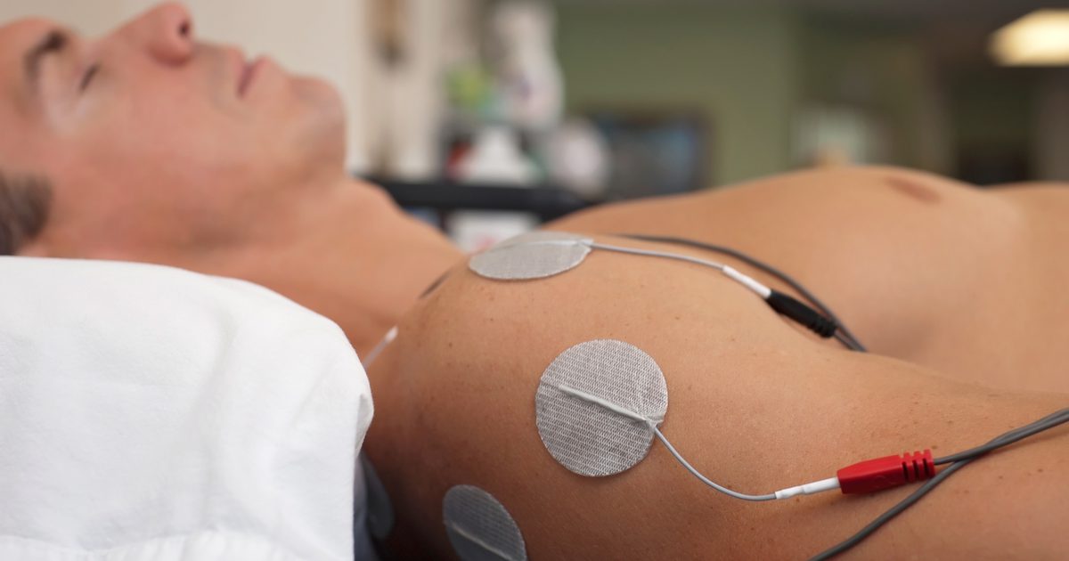 ما هي فعالية تحفيز العضلات الكهربائية على الإصابات؟