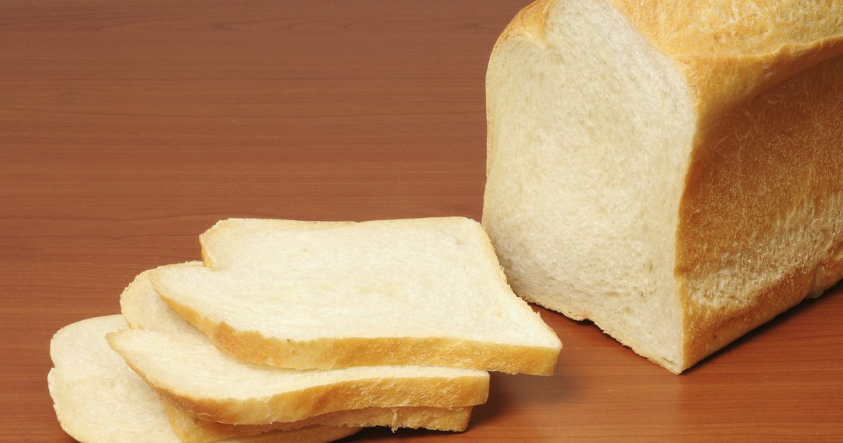 Защо се разстройвам след хранене с бял хляб?