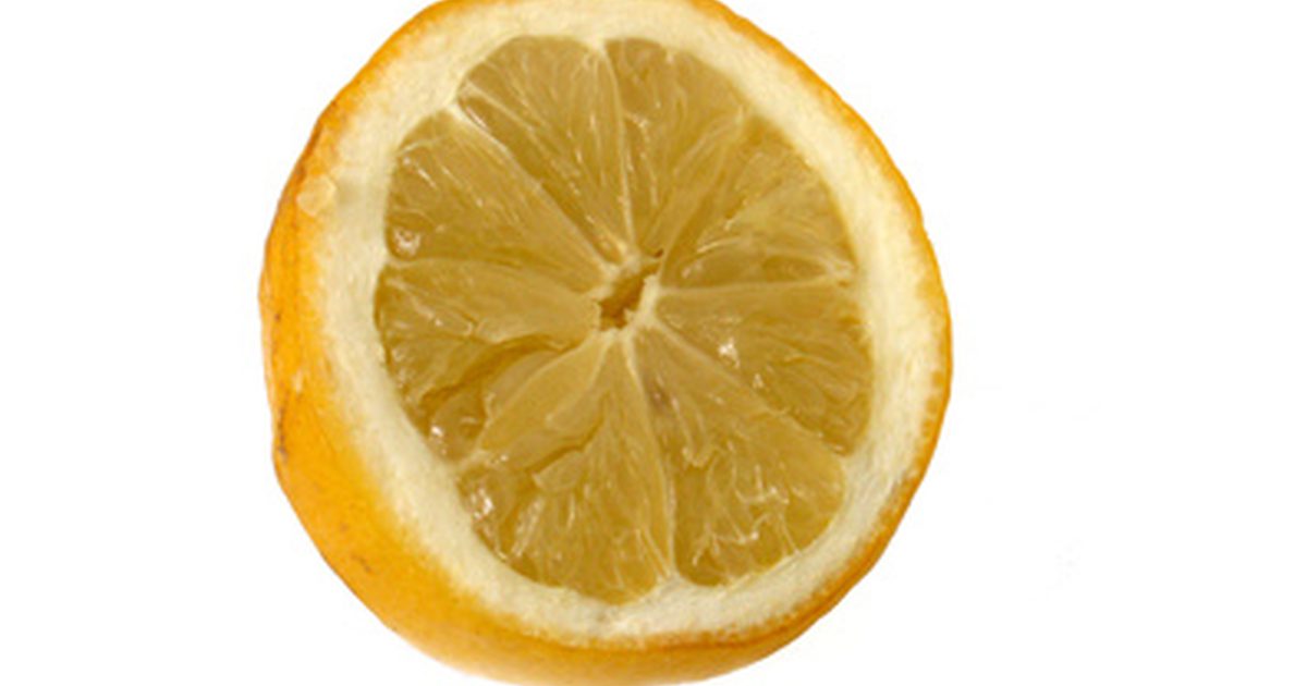 العمر البقع والليمون