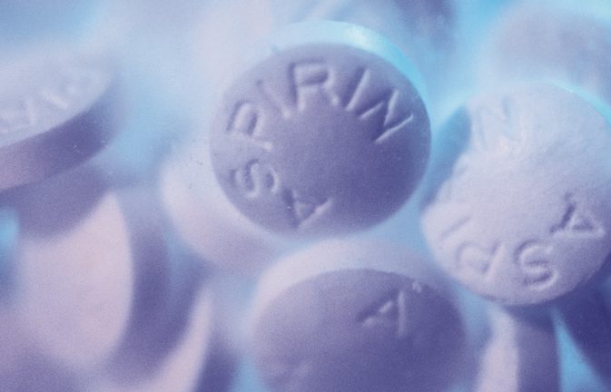 Aspirin masker til store porer