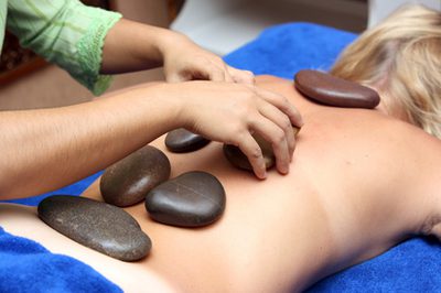 Vorteile der Hot Stone Massage