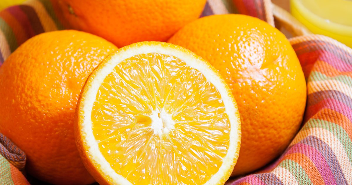 Können Orangen Akne verursachen?