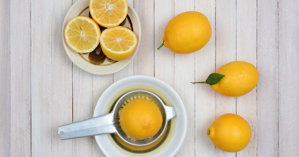 Môžete odstrániť šupky s citrónovou šťavou?