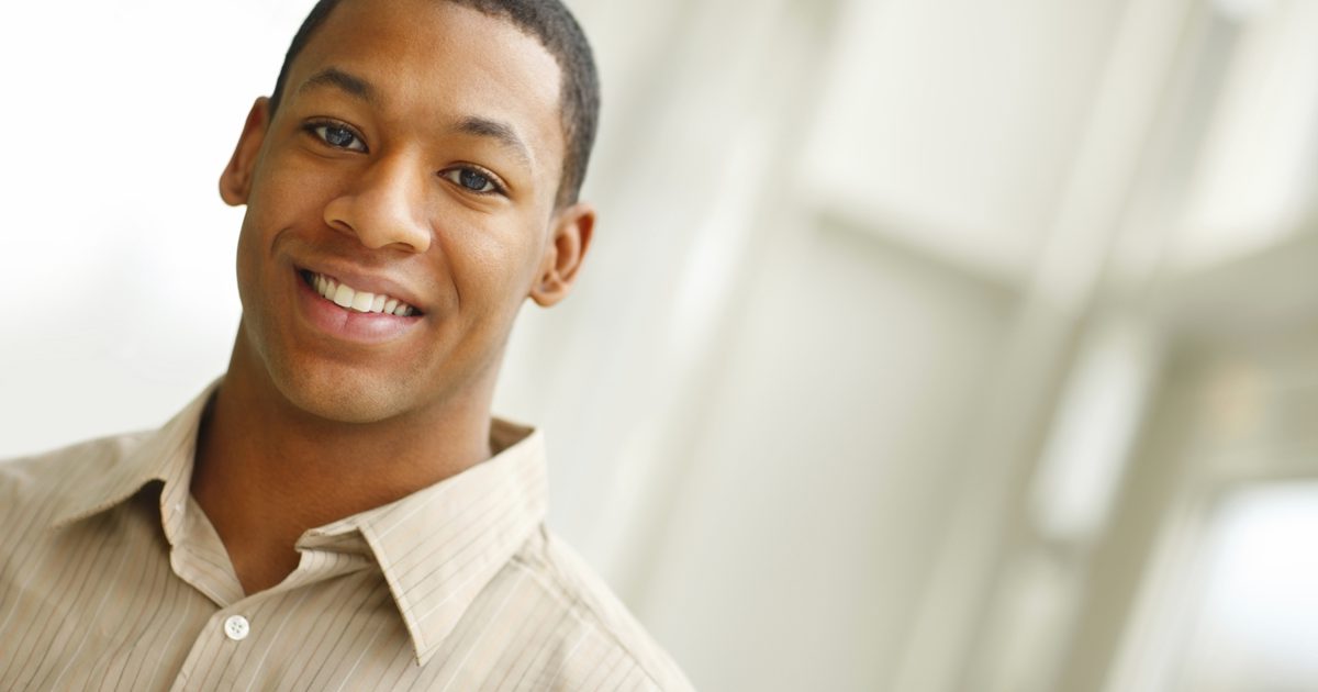 Советы по уходу за волосами для черных мужчин