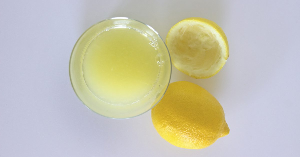 Home Rezepte für weiches Haar mit Zitronensaft, Pflanzenöl und Olivenöl