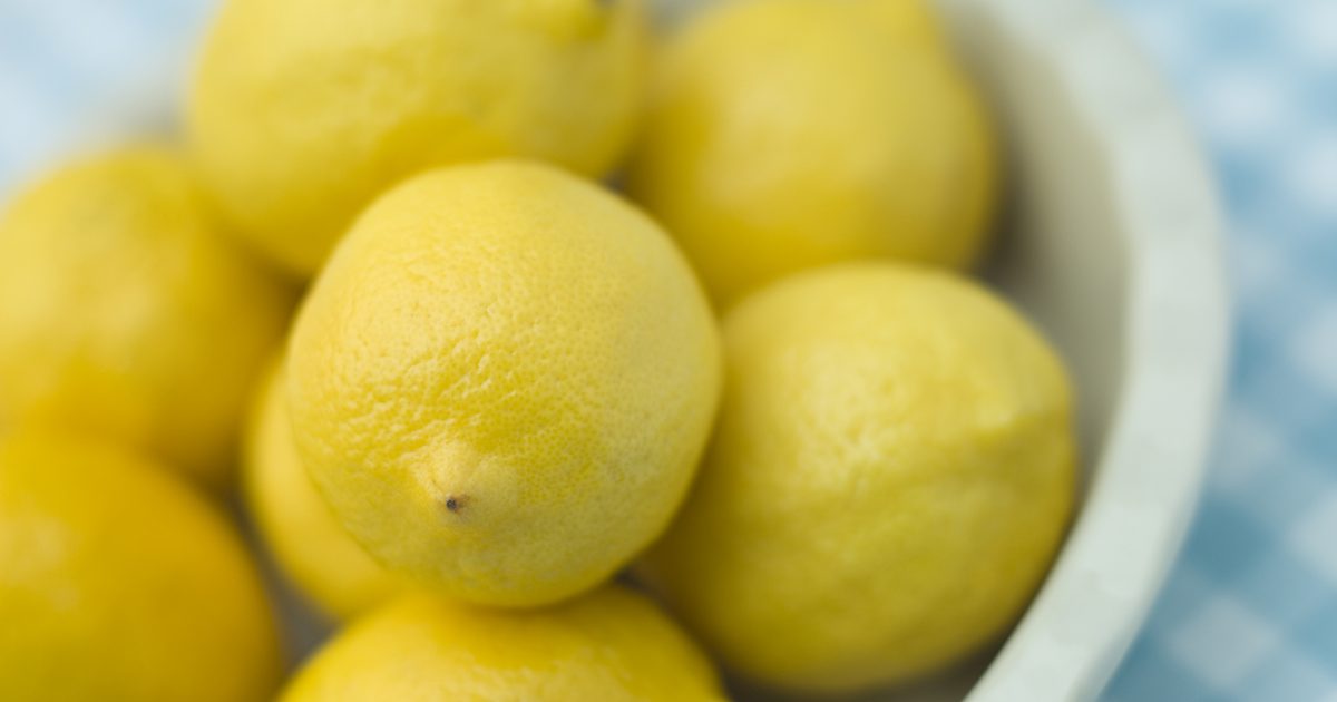 Sådan appliceres citronsaft på huden