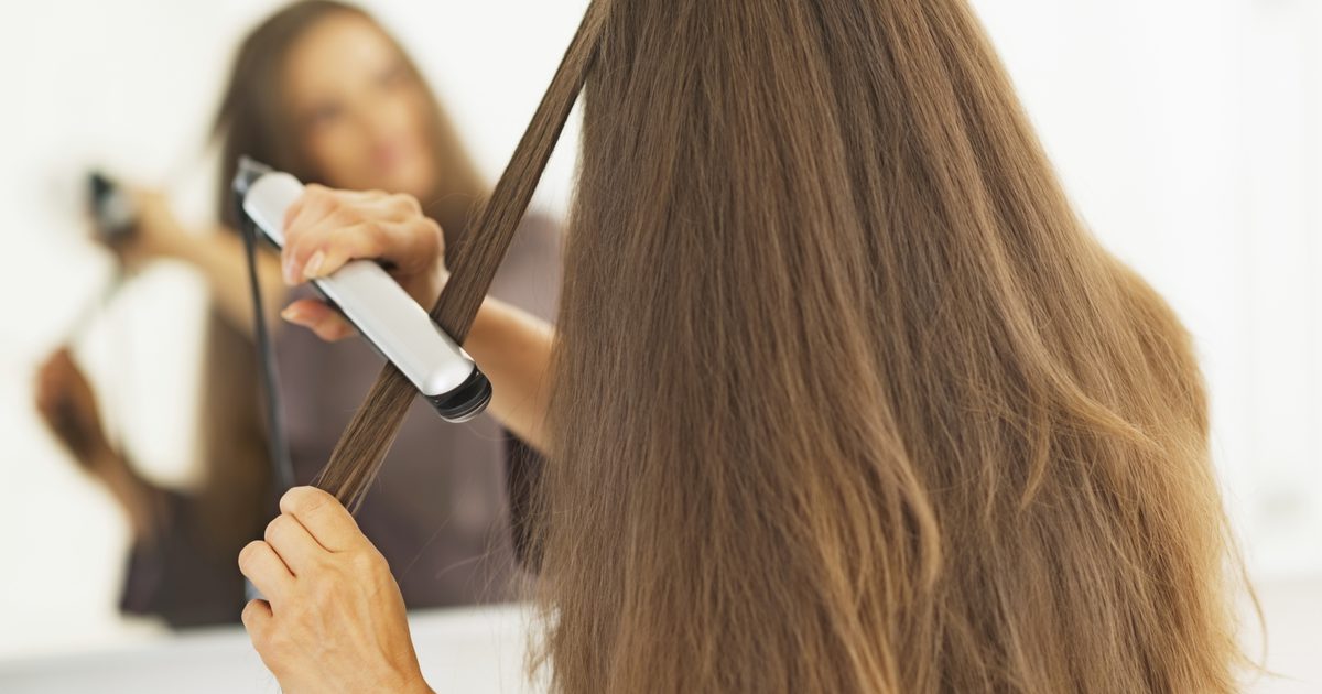 Jak naprawić suche włosy