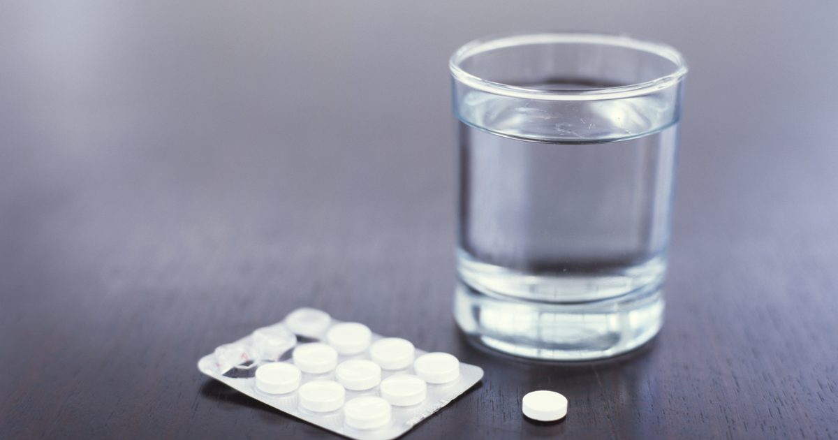Kako zdraviti akne ciste z zdrobljenim aspirinom