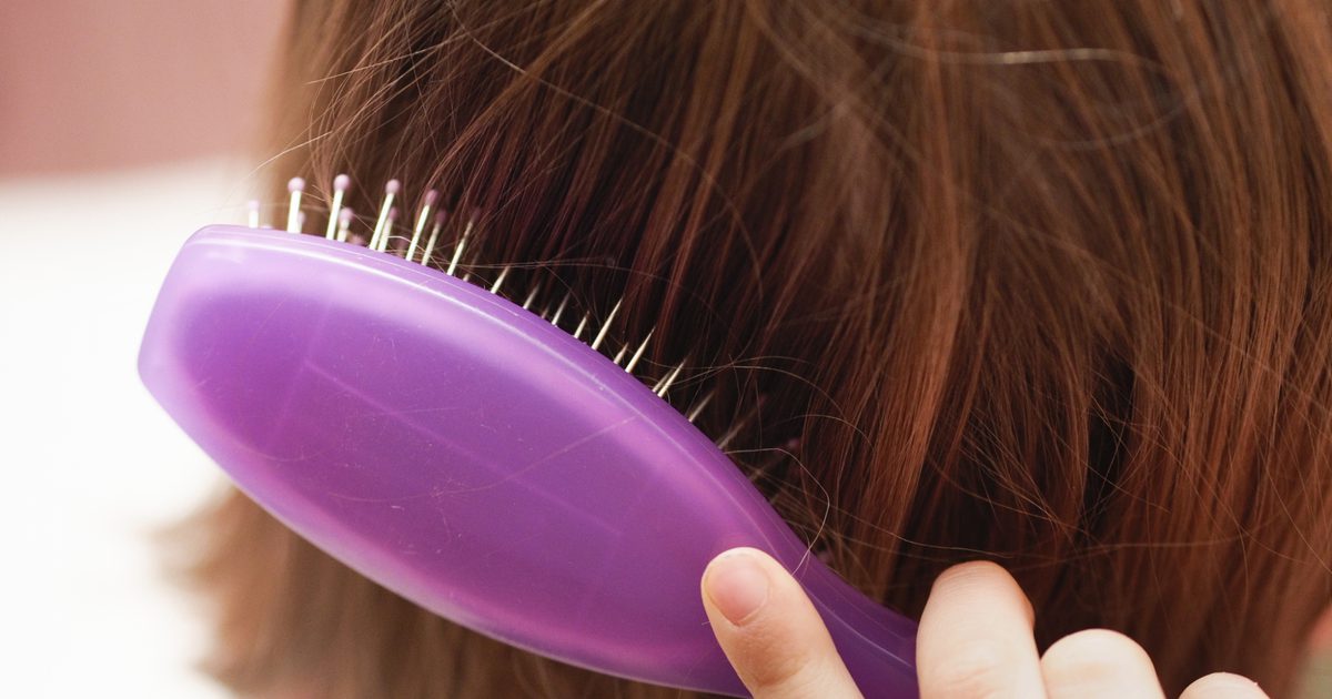 Hvordan å myke tørt hår
