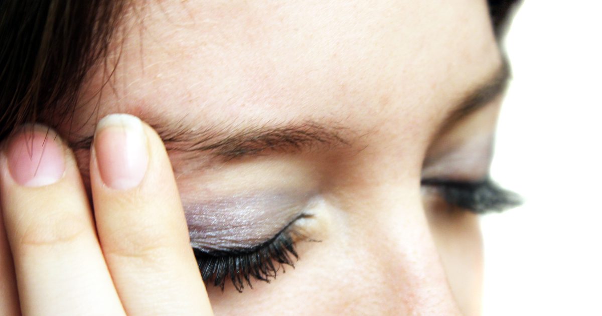 Hvordan Stoppe Ingrown Eyebrow Hairs