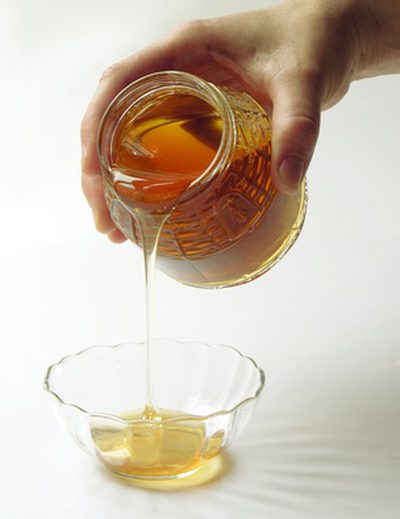 Olivenöl und Honig Haarbehandlung