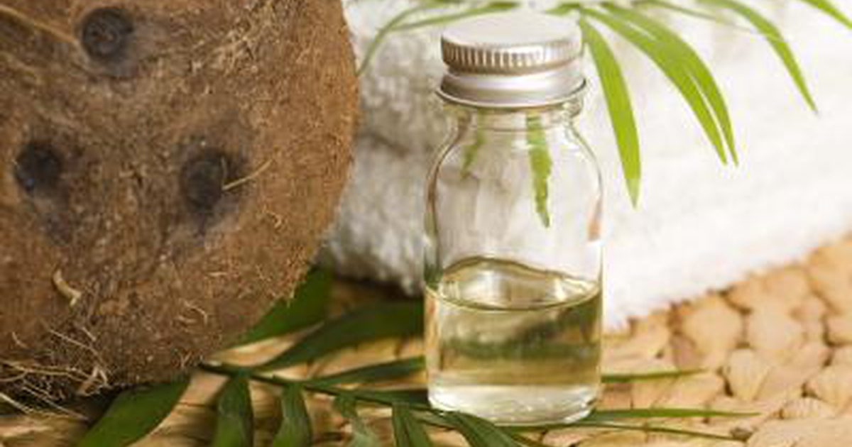 Sesam Oil vs Coconut Oil for å forynge huden din