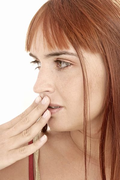 Behandlungen für chronische rissige Lippen