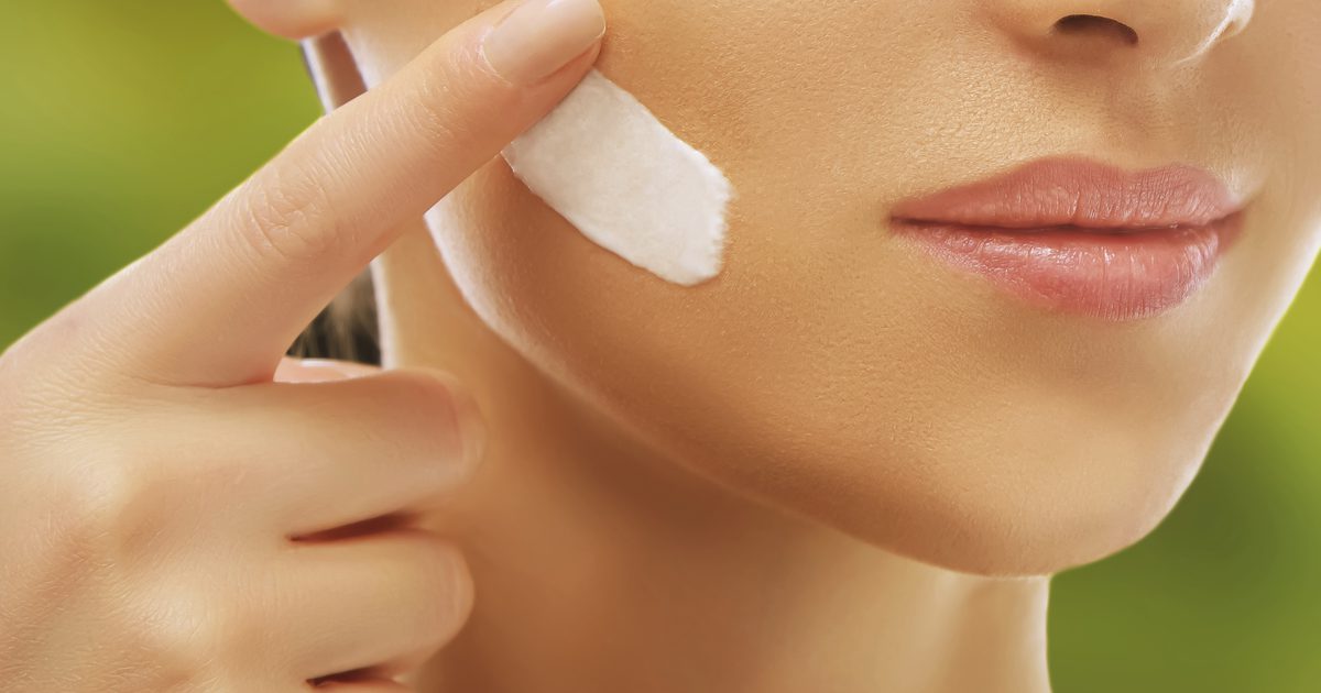 Čo sú dermatológovia Odporúčané proti starnutiu produktov starostlivosti o pleť?