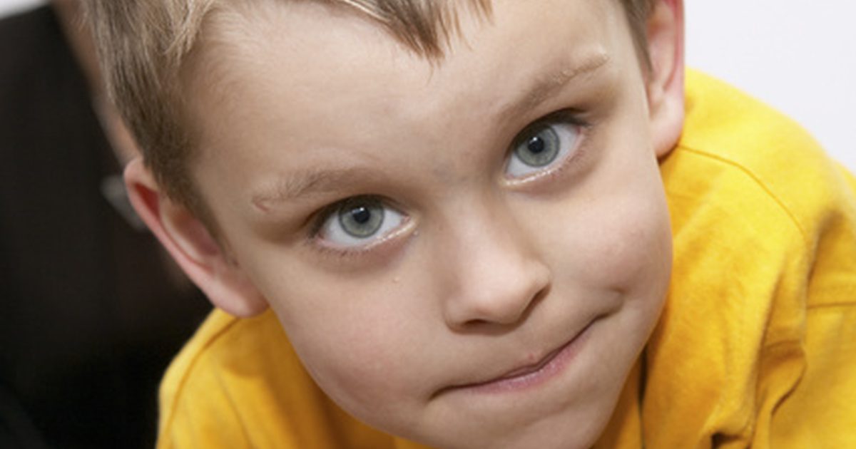 Was verursacht dunkle Augenringe bei Kindern?