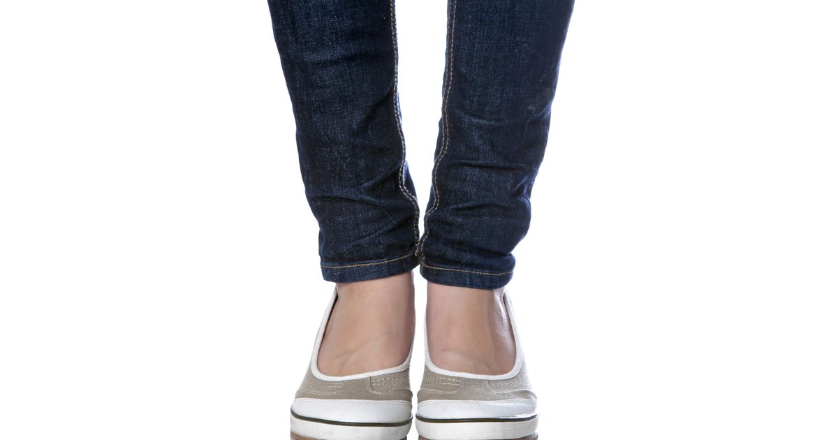 Welche Art von Jeans sind eng an den Knöcheln?
