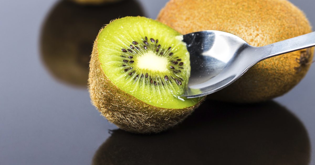 4 sätt att äta en kiwi