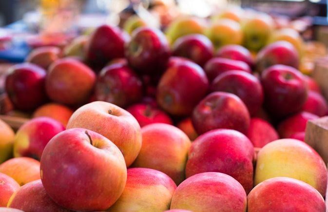 Äpfel und kalorienarme Lebensmittel