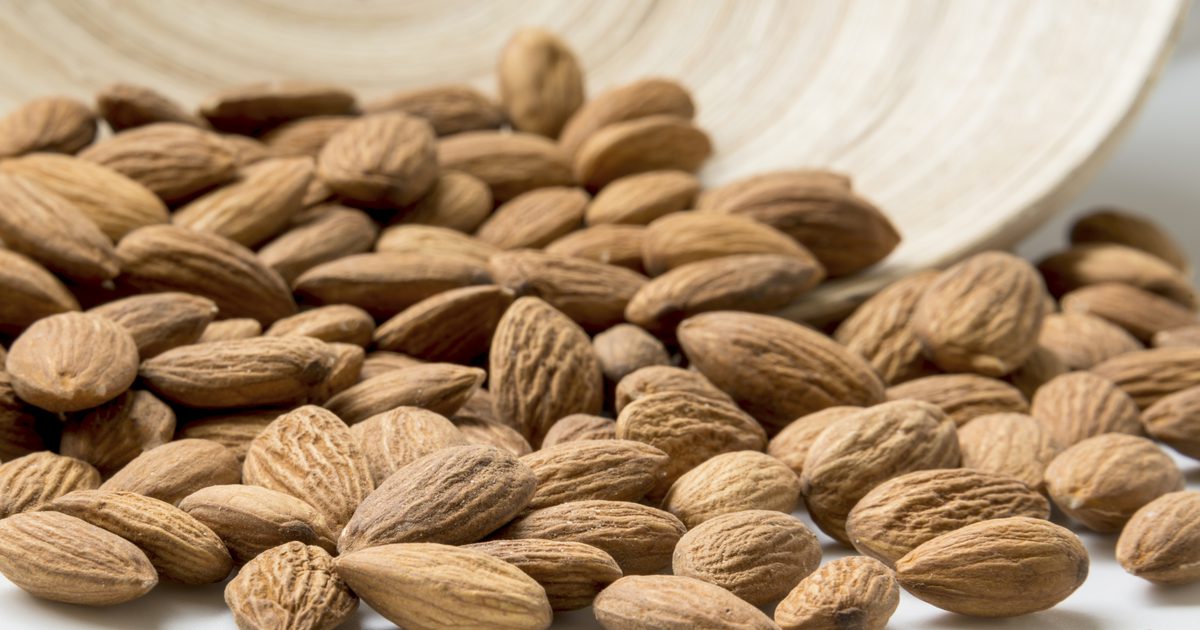 Има ли Almond Nuts Good for Bodybuilding?