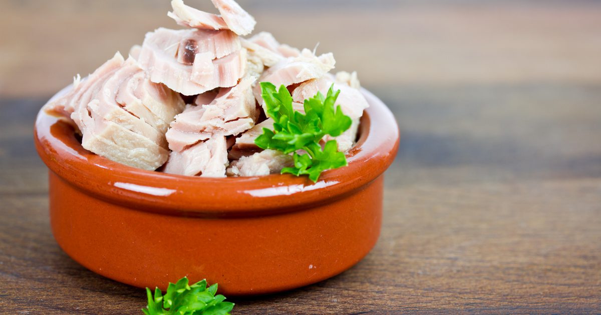 Är konserverad lax och tonfisk goda källor av omega-3?