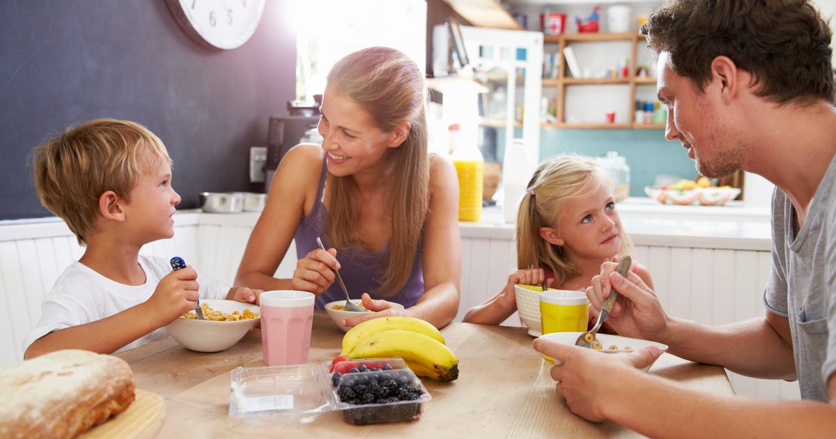 Dårlige spisevaner hos børn på grund af deres forældre og familie