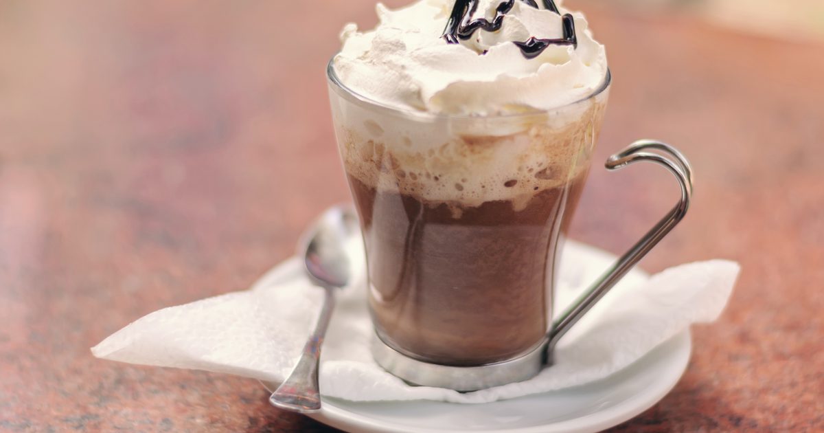 Koffeinbeløb i Hot Chocolate vs. Tea
