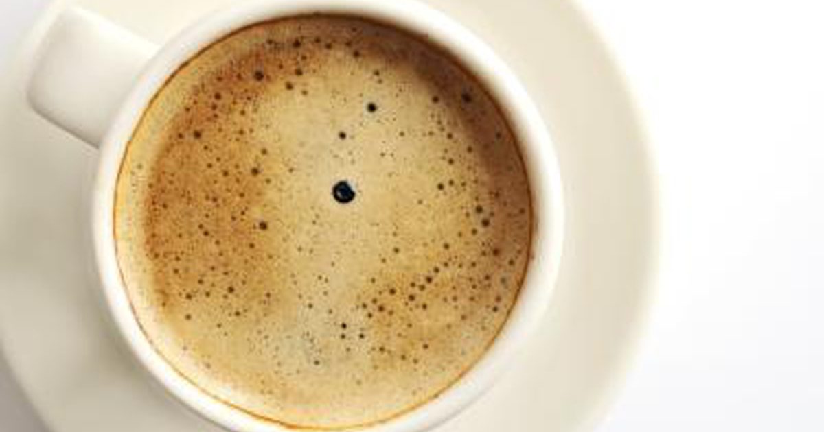 Koffein-Inhalt in einer Tasse Kaffee Vs. Ein Schuss Espresso